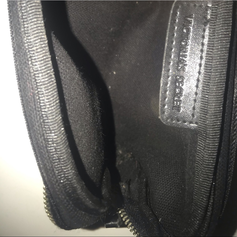 Makeup bag - Picture 2 of 3